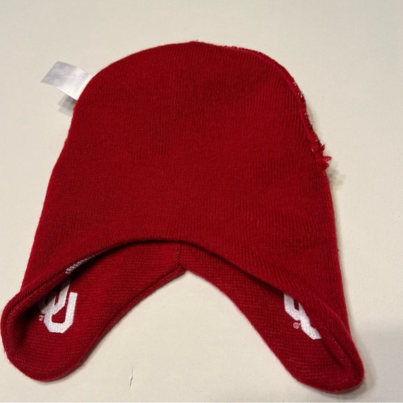 OU Oklahoma Sooners Girls Horse or Cow Pom Beanie NCAA Official Red Size 7-16 - Picture 4 of 7
